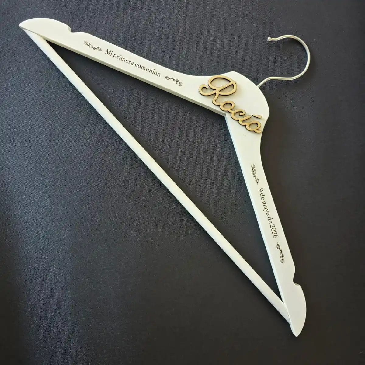 percha-comunion-nombre-relieve-madera-3d