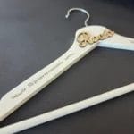 percha-comunion-nombre-relieve-madera-3d